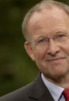/Ansprechpartner/georg_wulf.jpg